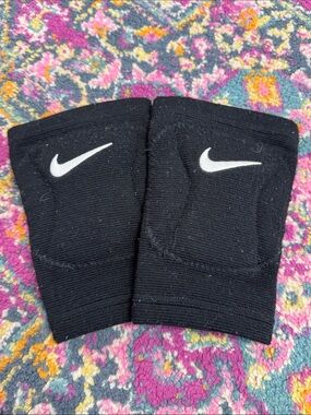 Nike Kids Black Knee Pads with White Swoosh
